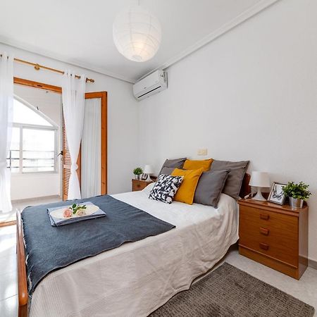 Cozy Apartment Near The Sea Torrevieja Buitenkant foto