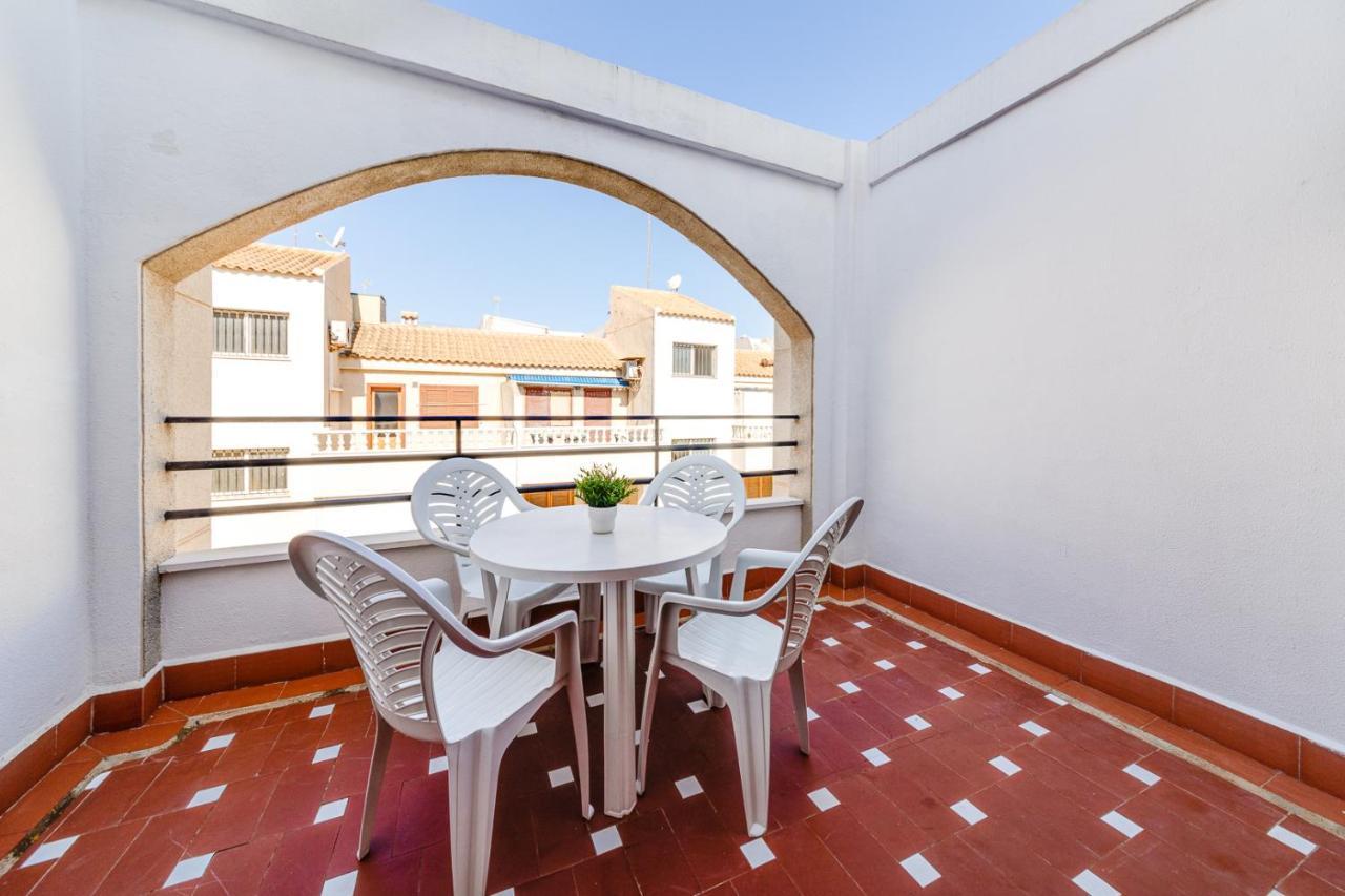 Cozy Apartment Near The Sea Torrevieja Buitenkant foto