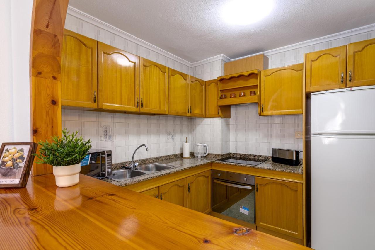 Cozy Apartment Near The Sea Torrevieja Buitenkant foto